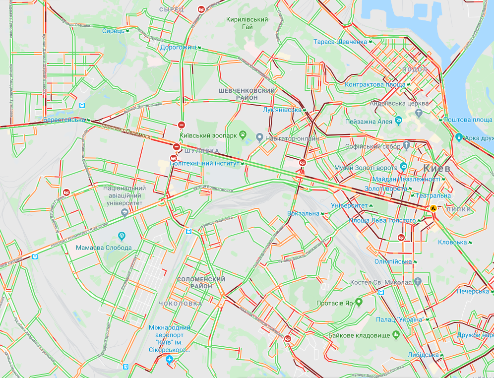 В Киеве образовались многочисленные пробки